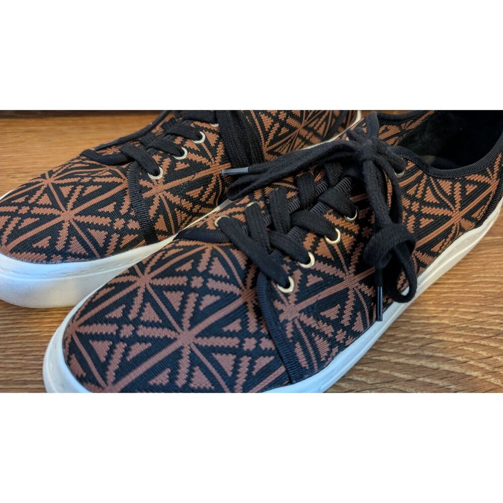 Retired Antonio Melani Larson Logo Knit Lace-Up Sneakers Size 9 1/2